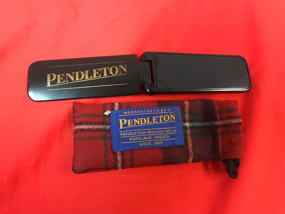 Pendleton Lint Brush with Traditional Red case