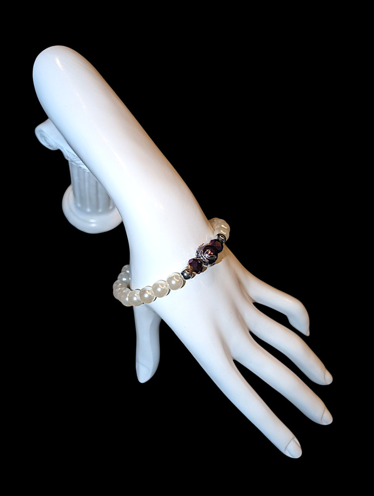 Eggplant Bloom Pearl Adjustable Bracelet