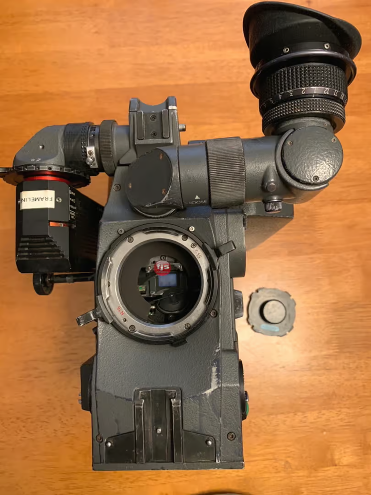 Arri SR 3 Advanced Super 16 Camera Package And Accessories