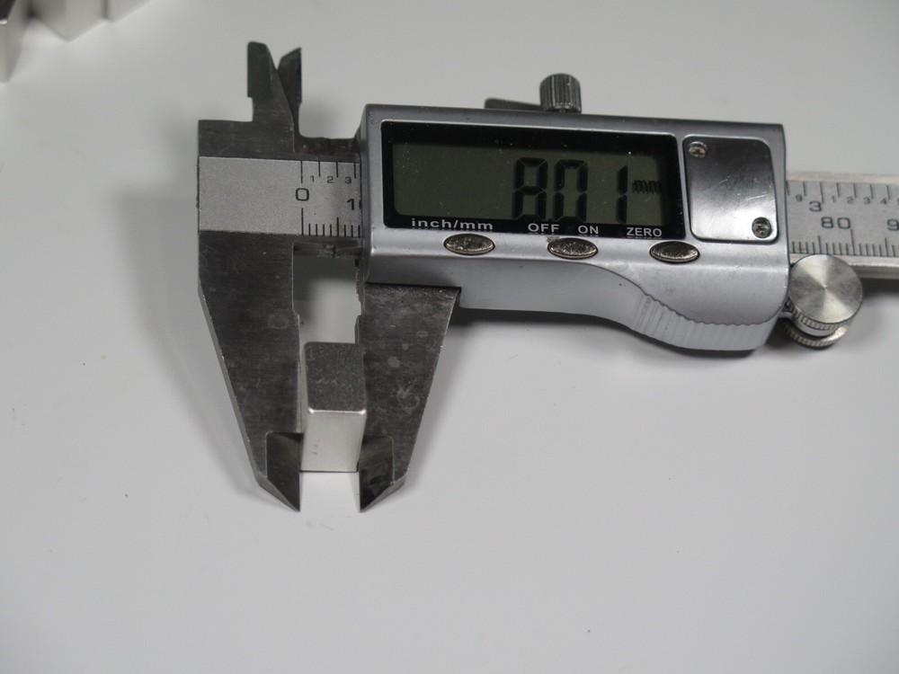 1 piece Marantz 4400 Push Button Square Knobs Short Version