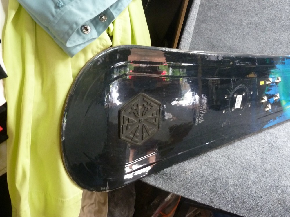 LTD Snowpeak 154cm Snowboard
