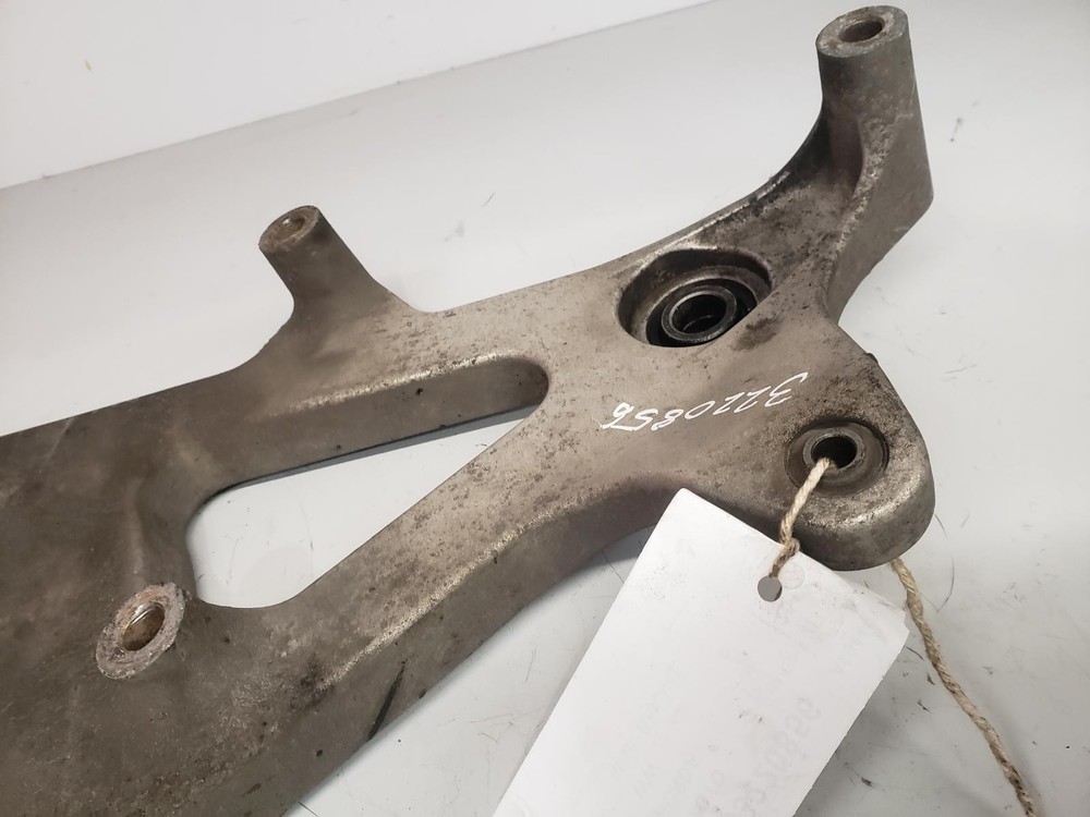 2017 HONDA WW PCX 125 EXHAUST BRACKET