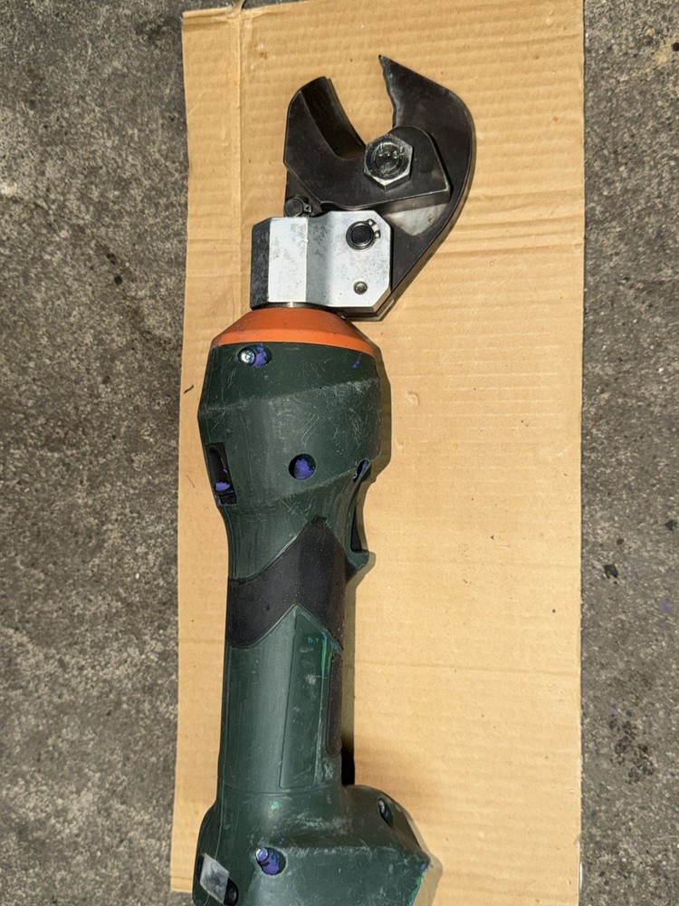 Greenlee Gator ES20X Cable Cutter 18V Tools Only