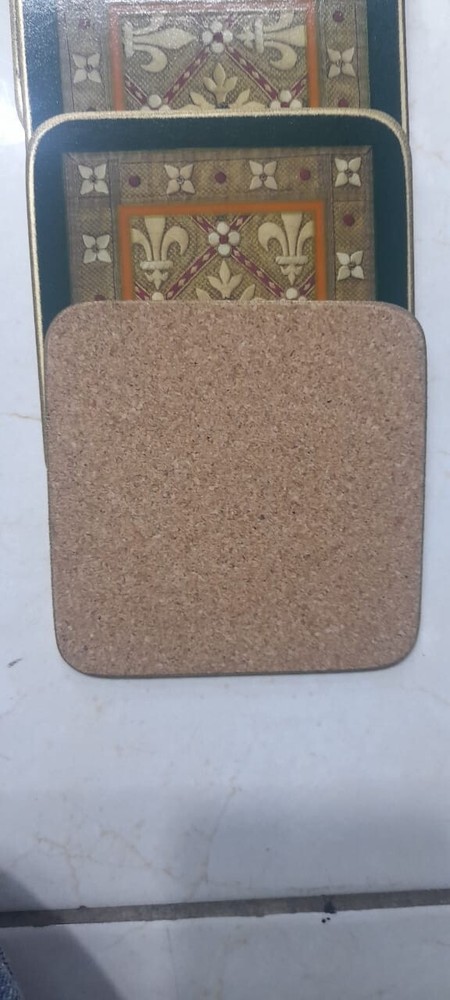 Cup base for drinks A cup base for drinks, tea, coffee,