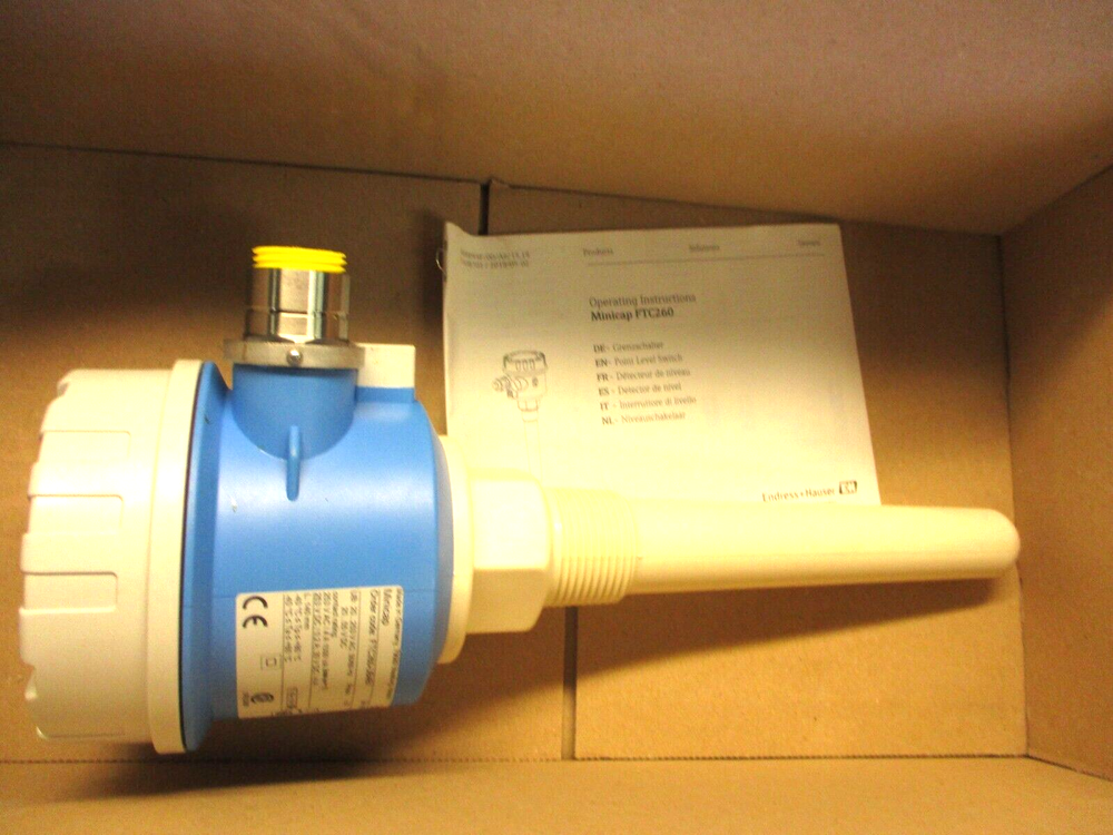 NEW ENDRESS HAUSER MINICAP FTC260-UB4B1 POINT LEVEL SWITCH PROBE SENSOR