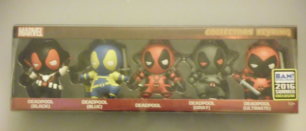 Figural Marvel Comics DEADPOOL Keyring 5 Pack 2016 BAM Exclusive - NIB
