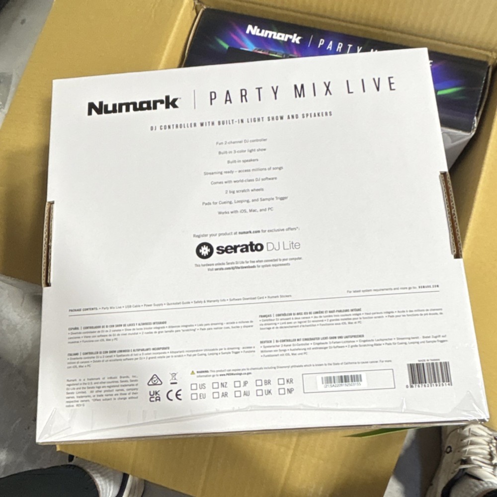 Numark Party Mix Live Double Deck Controller Built-in Speakers Light Show USB