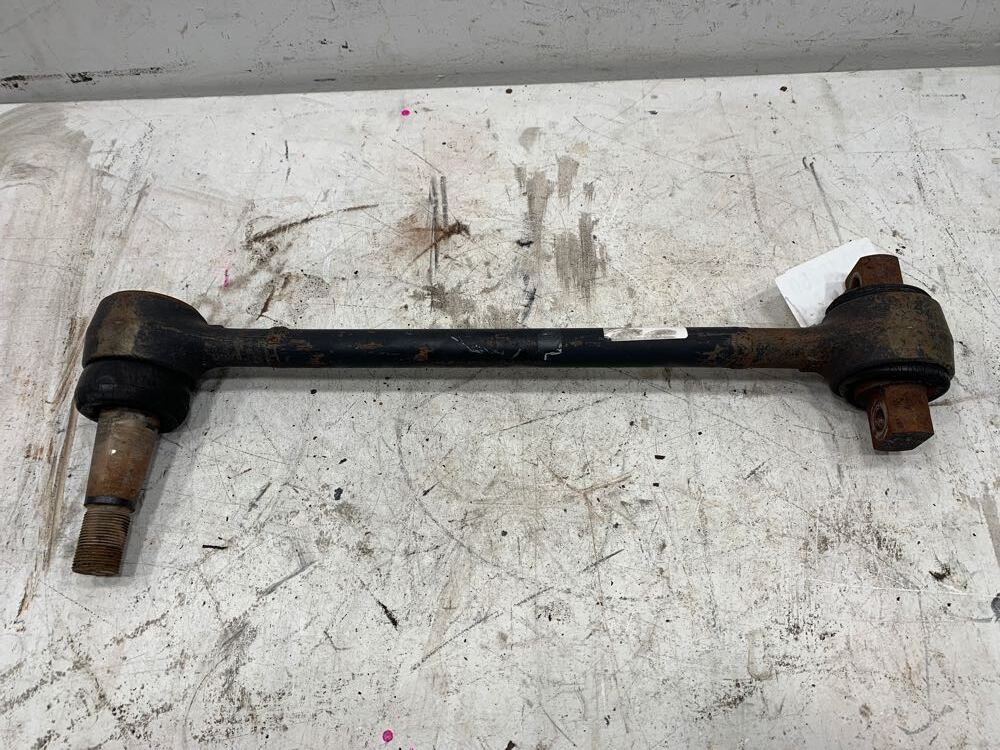 Peterbilt Torque Rod (339-10360)