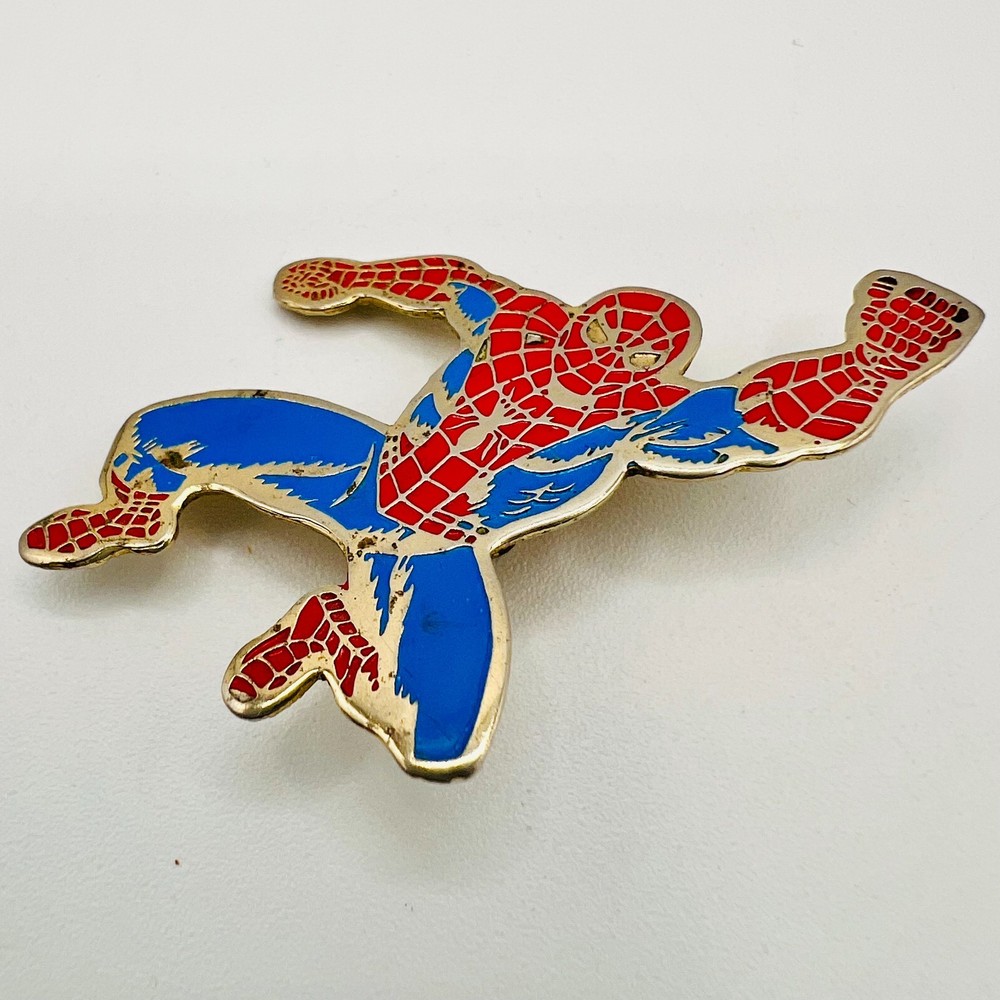 Vintage Brooch Pin Spider Man Crawl Crouching Marvel Comics Enamel Silver Tone