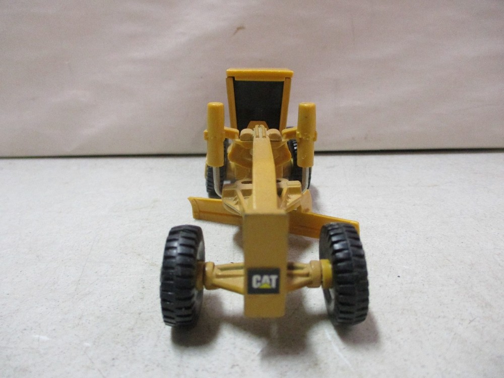 Ertl Caterpillar 12G Grader A