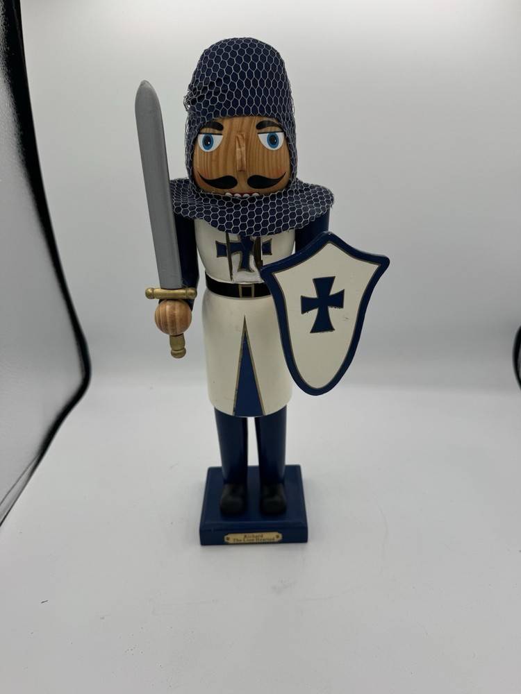 Richard The Lion Hearted Nutcracker 15, inch Tall