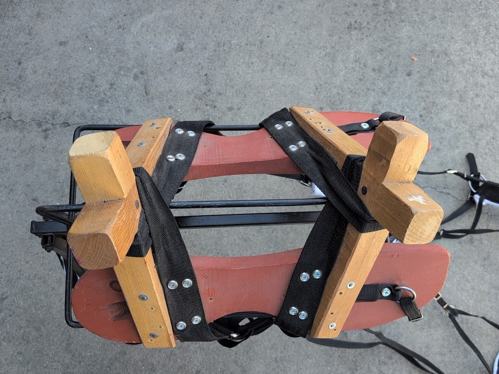 New camel saddle stool