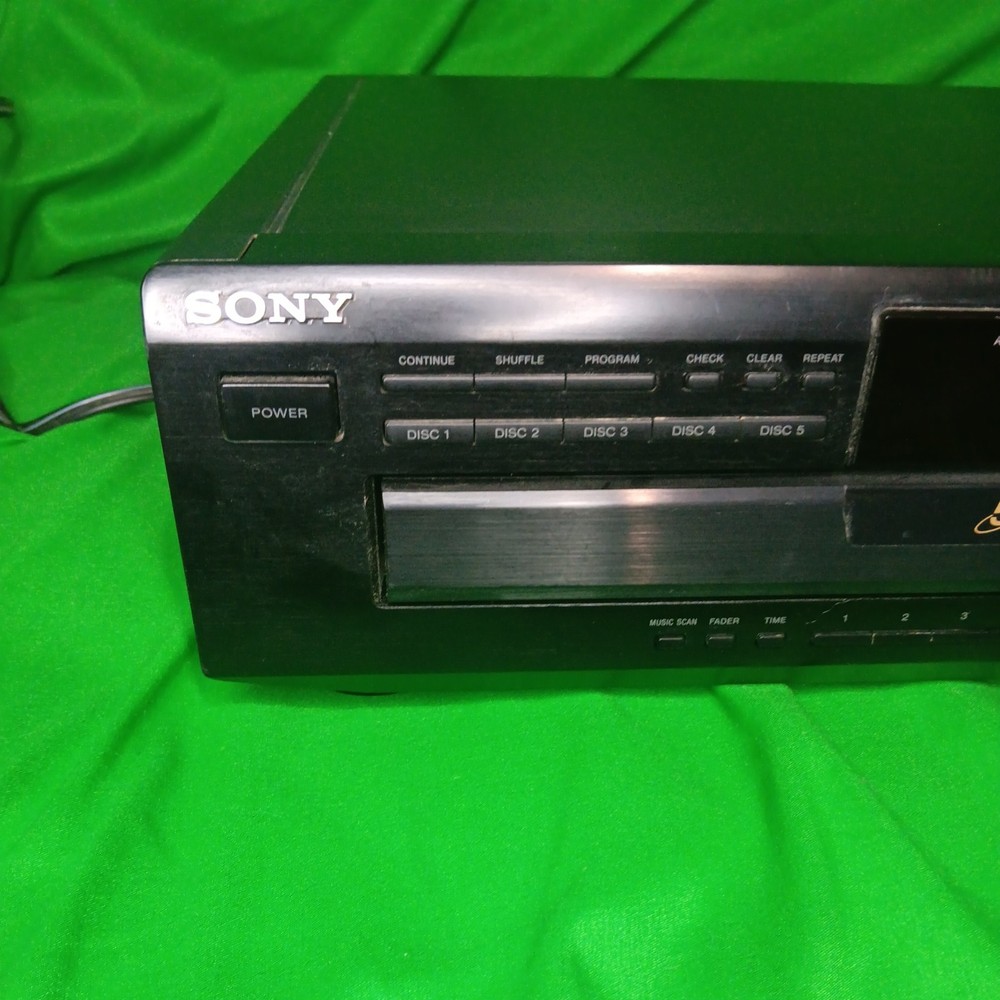 Sony CDP-C661 Compact Disc CD Player 5-disc CD Changer Tested & Works