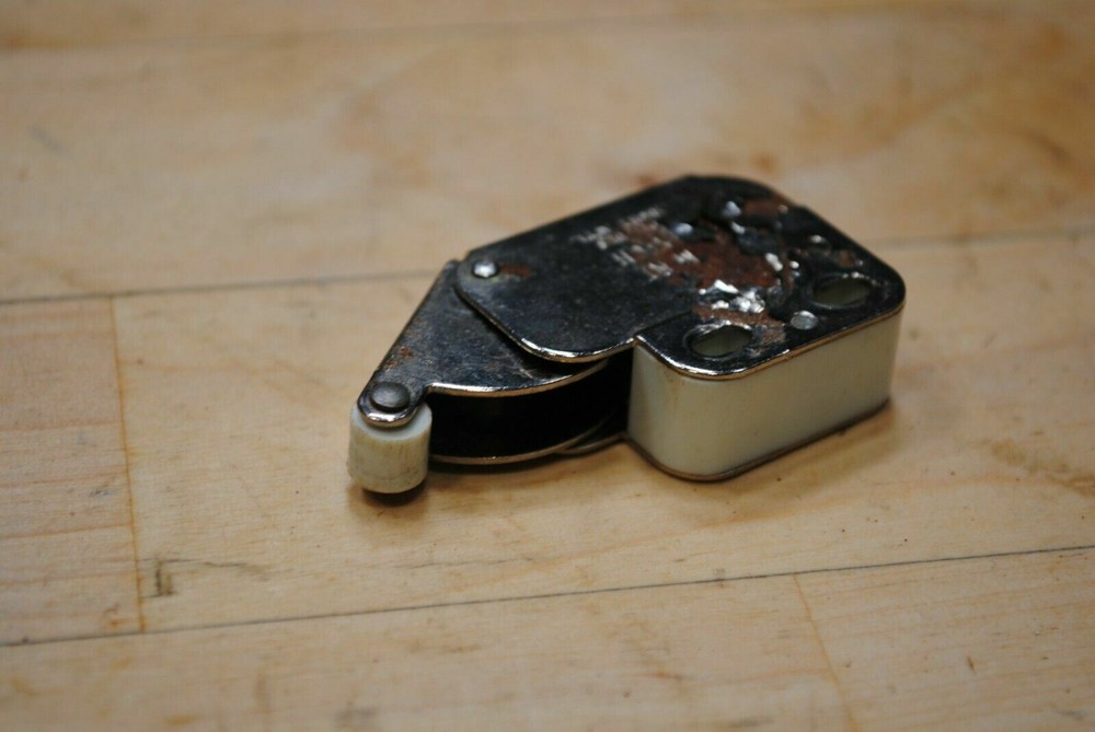 Mini Latch Automatic Spring Catch Assembly Cessna Piper Beechcraft