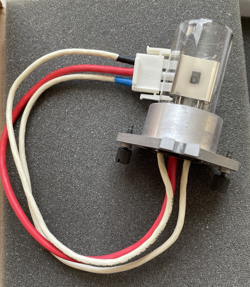 Beckman  514366 D2 Deuterium Lamp Assembly