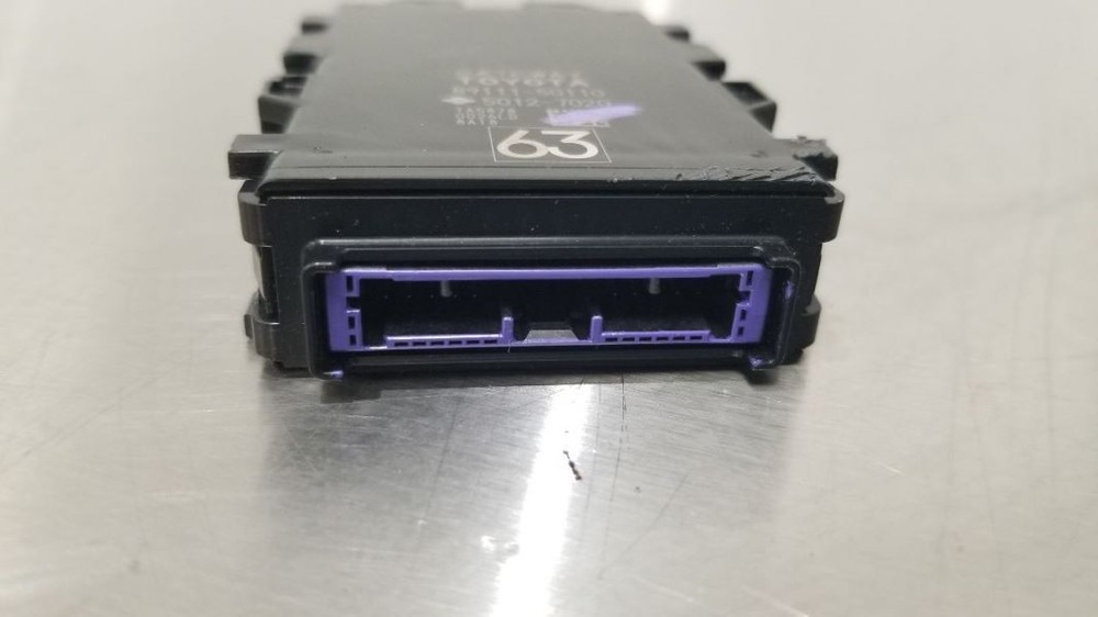 18 LEXUS LS500 NETWORK GATEWAY CONTROL MODULE 8911150110