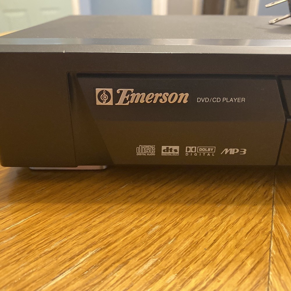 Emerson SRS DVD CD MP3 Player TruSurround EWD7002 Black