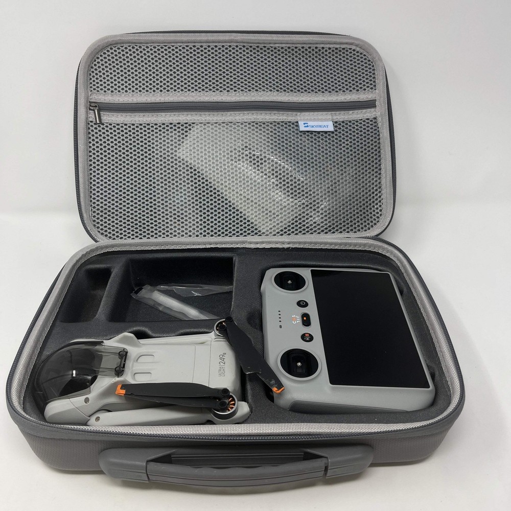 Broken DJI Mini 3 Drone and Controller CP.RC.00000005.01