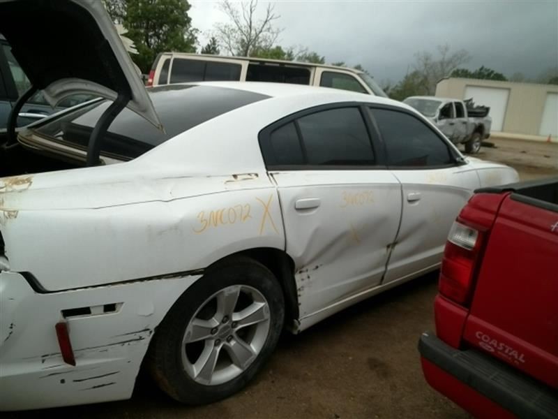 CHARGER 2013 High Mounted Stop Light 1042031641