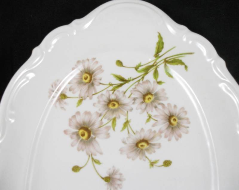 Mitterteich Daisy Bell 12 Inch Length Platter