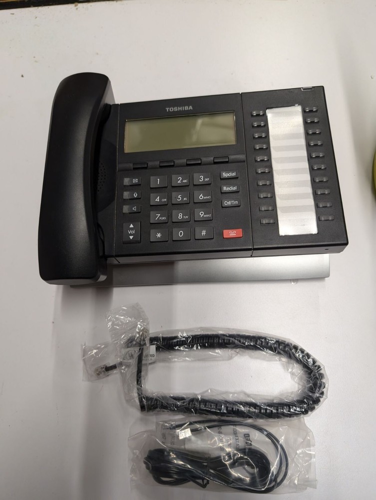 Toshiba DP5132-SD Phone