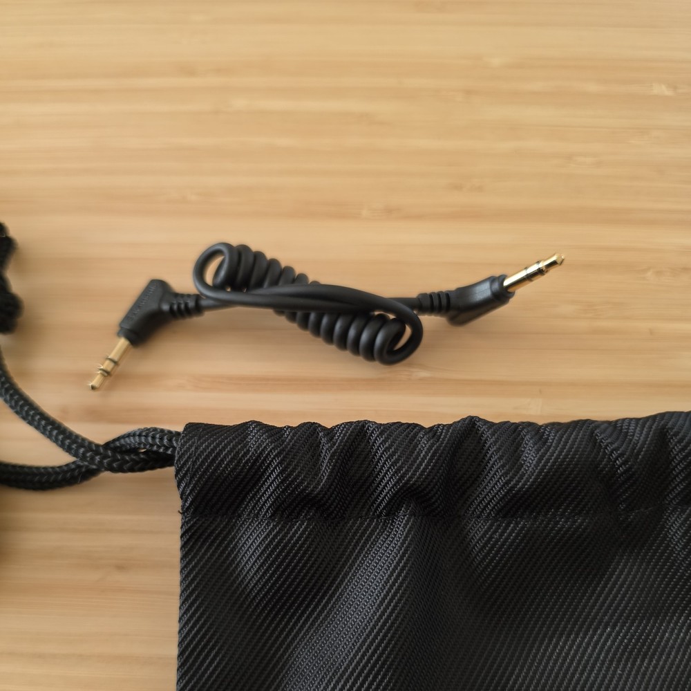 Saramonic AIR Wireless Microphone System – Compact Audio Solution