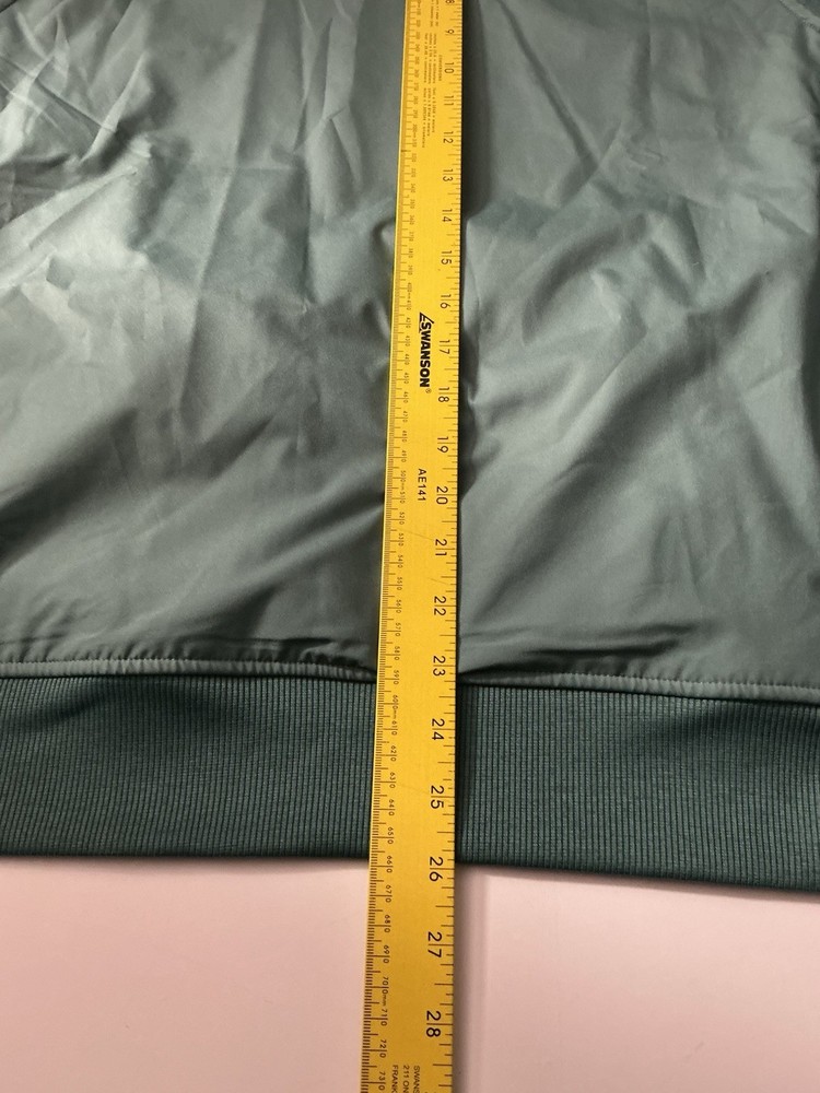 Puma Men's Pullover Jacket Green Long Sleeve Size Medium Pockets