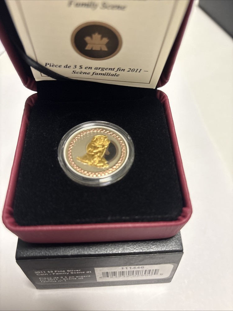 2011 Canada $3 Fine silver coin - Family Scene