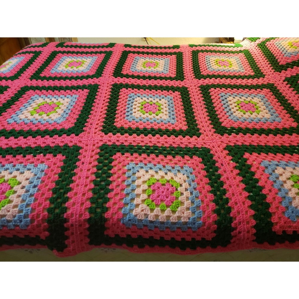 Granny Square handmade Crochet 77" x 98" Bedspread Throw Multicolor