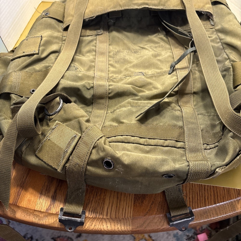 Military Field Back Pack- No Frame 15 Years Old ( S2)
