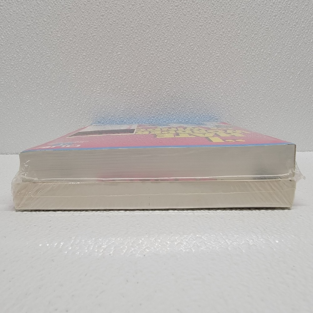 Vintage Windows Energizer Bunny Screensaver Software & Hate Wordperfect 6 Book