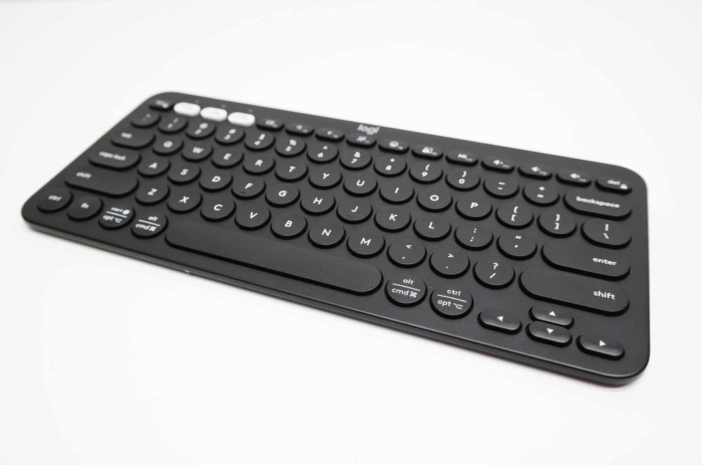 Logitech Pebble 2 Combo Wireless Keyboard/Mouse Bundle - Black