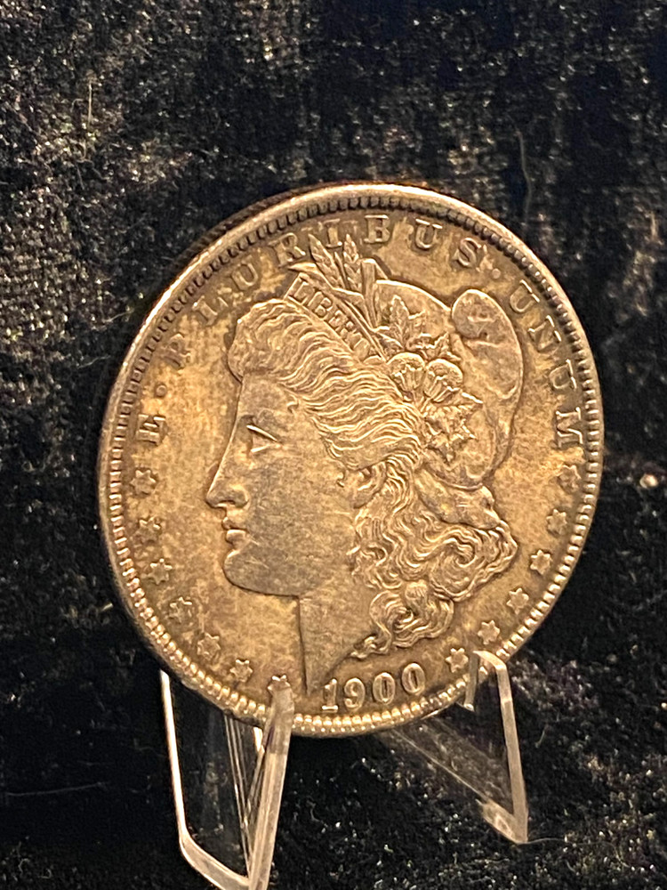 1900 P MORGAN DOLLAR EF+