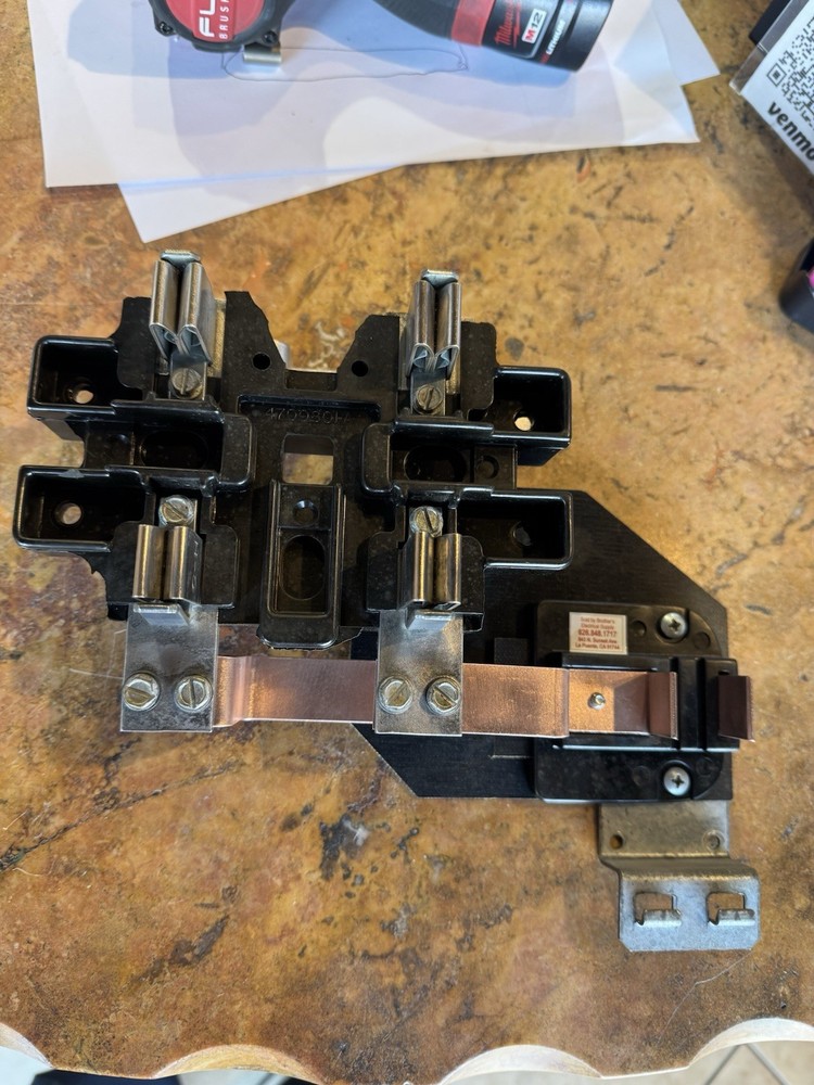 Crouse Hinds, Meter Socket, CHAGSK I have left rights.