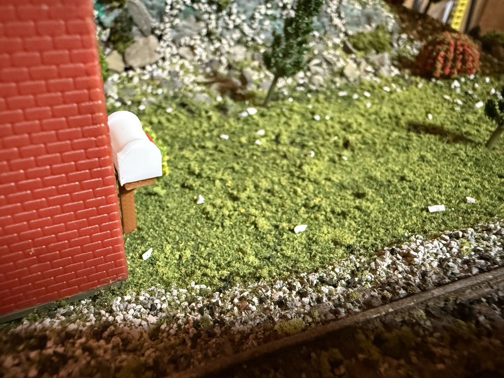 1:48 O Gauge Mail box - White