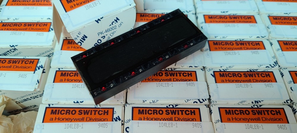 Micro Switch Honeywell Push Button Switch 104LE8-1 104LE8