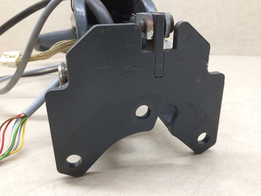 Jungheinrich / Multiton Electric Pallet Jack Handle 77900309 Button Control