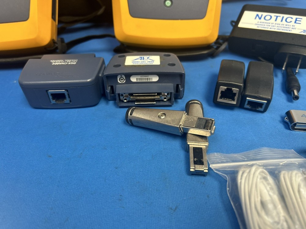 Fluke Networks Versiv DSX-5000 CAT6 Cable Analyzer *Calibrated before Shipment*