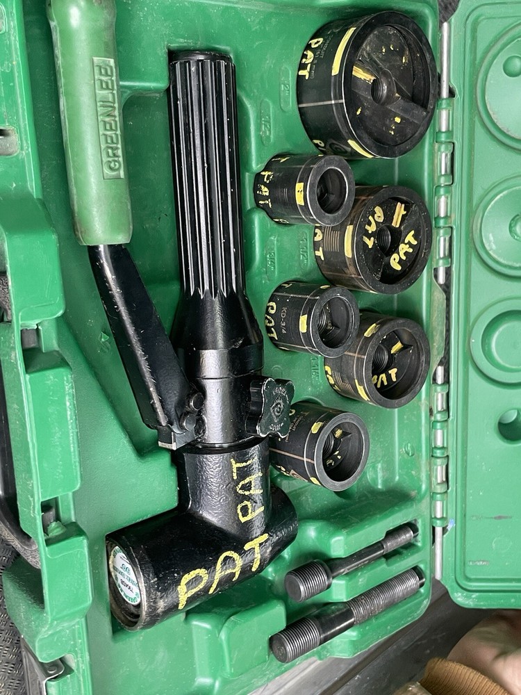 Greenlee 7904SB Hydraulic Quick Draw Punch Driver Set