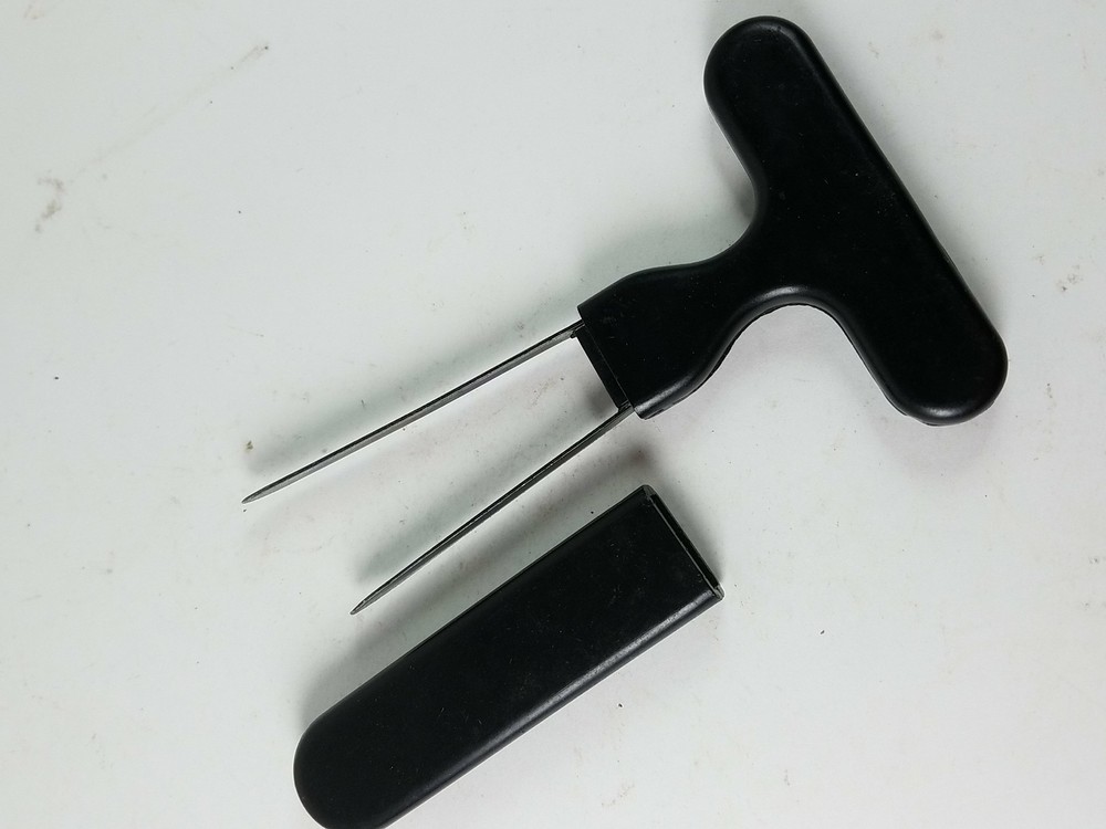 Cork Puller Wine Opener Corkscrew With Sheath