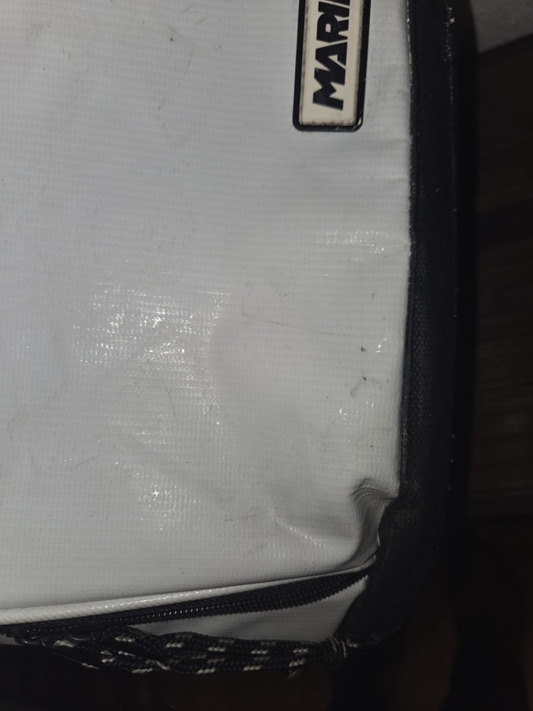 Ballistics Igloo Marine 32 Can Cooler Backpack