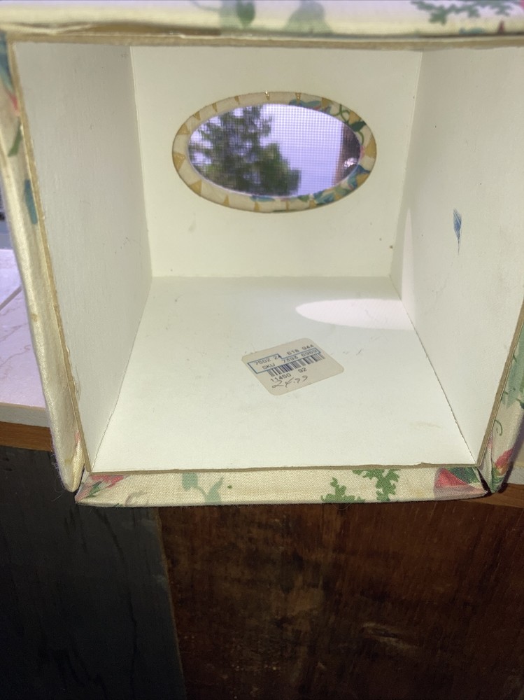 Vintage Fabric tissue box holder