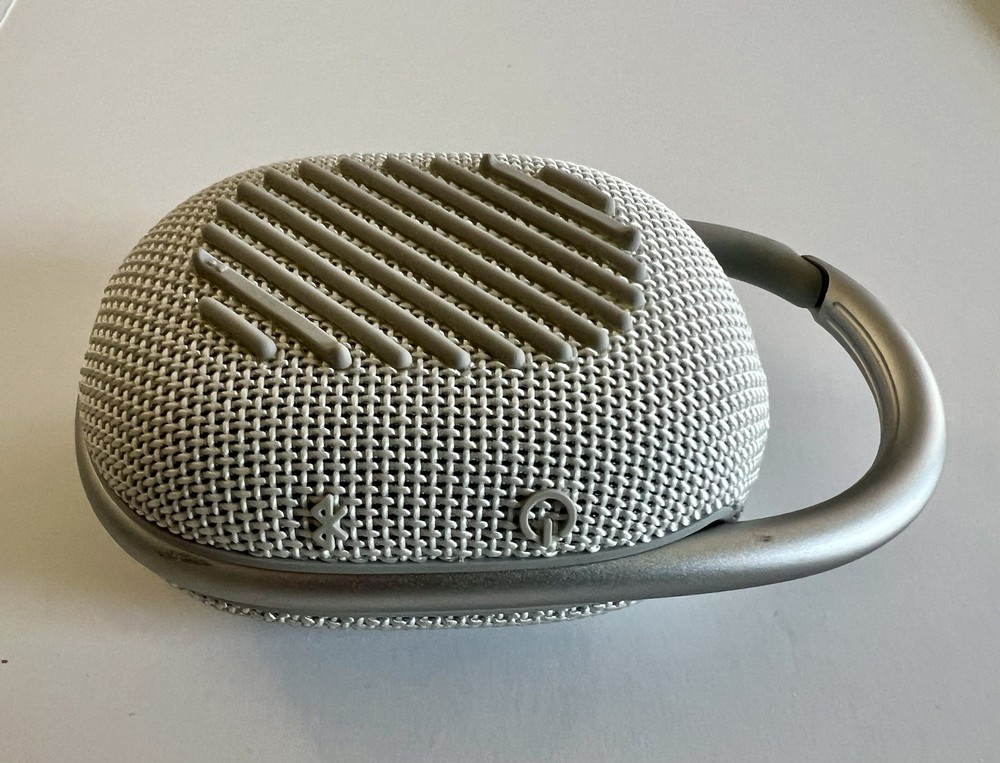 JBL Clip 4 Bluetooth Speaker Gray TESTED Works w/ Cable
