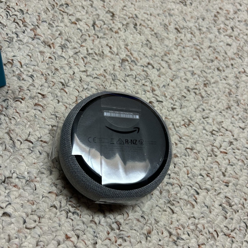 NEW Amazon Echo Dot 3rd Generation w/ Alexa Voice Media Device