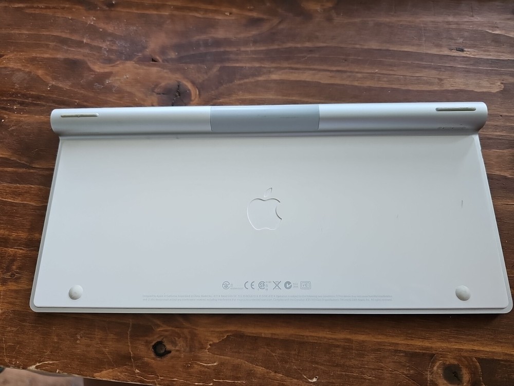 Genuine Apple A1314 Wireless Bluetooth Keyboard Un-tested