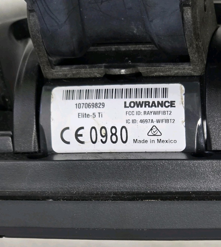 Lowrance Elite-5TI Chartplotter Fishfinder Head Unit w/ Cover DEPTH DOESNT WORK