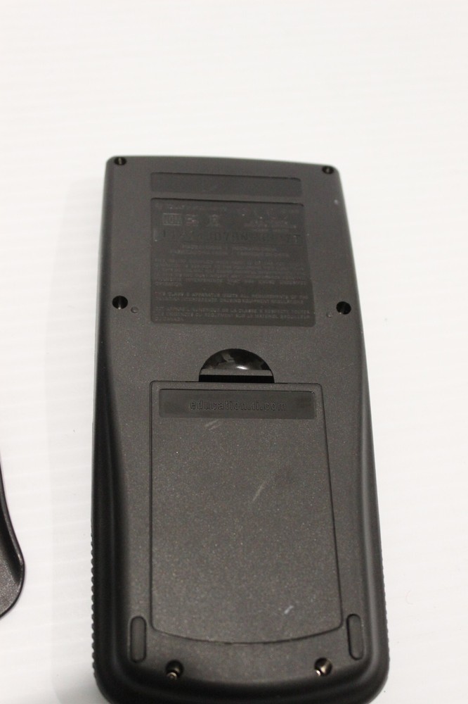 Texas Intruments TI-83 Plus Scientific Graphing Calculator with Case Black Teste