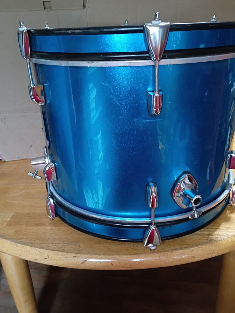 Ludwig Tom Drum Blue finish (needs replacement head)