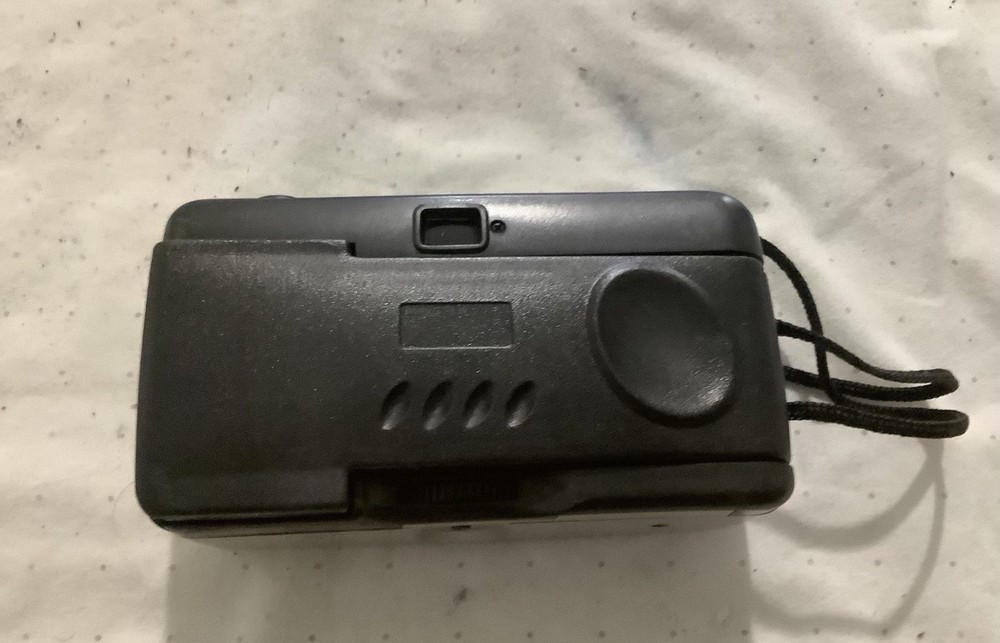 Vintage Camera aspen 2000 -UNTESTED