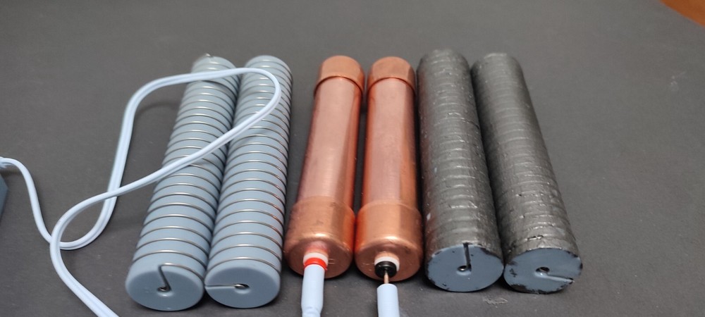 Hulda Clarck’s Protocol Gadget Multi Frequency Zapper with Copper, Carbone elect